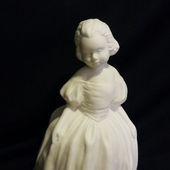 Vintage Victoria girl bell Goebel W Germany Ceramic Bells  5" Girl, Sweep Bell - Picture 6 of 12